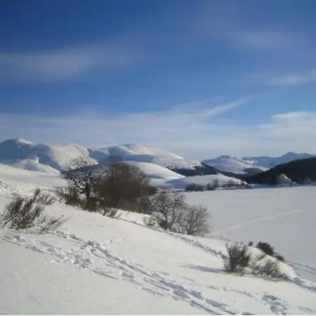 Mont-dore T2 Avec Balcon Et Acces Wifi Pour 4 Personnes * Le Mont-Dore